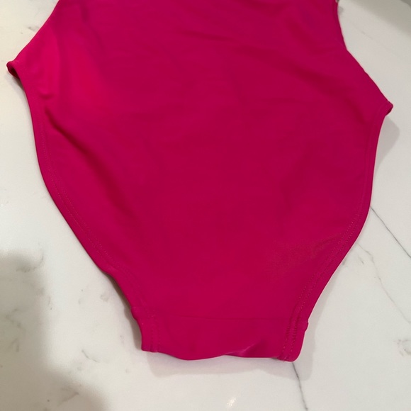 GUESS One Piece girls Swimsuit size 10/12 - Picture 6 of 7
